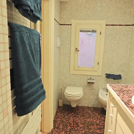 Echi D'oriente Guest house Venice